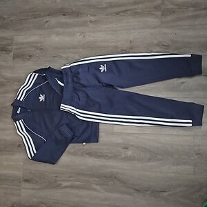 Adidas tracksuit navy/white boys size 8